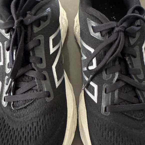 New Balance 880 Sneakers - Picture 6 of 13